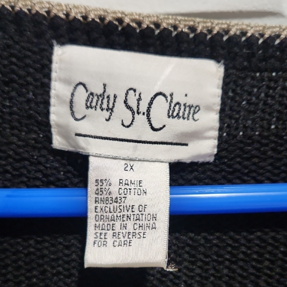 Black Floral Embroidered Cardigan - Picture 2 of 8